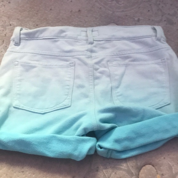 multicoloured stretchy jean shorts - Picture 2 of 3